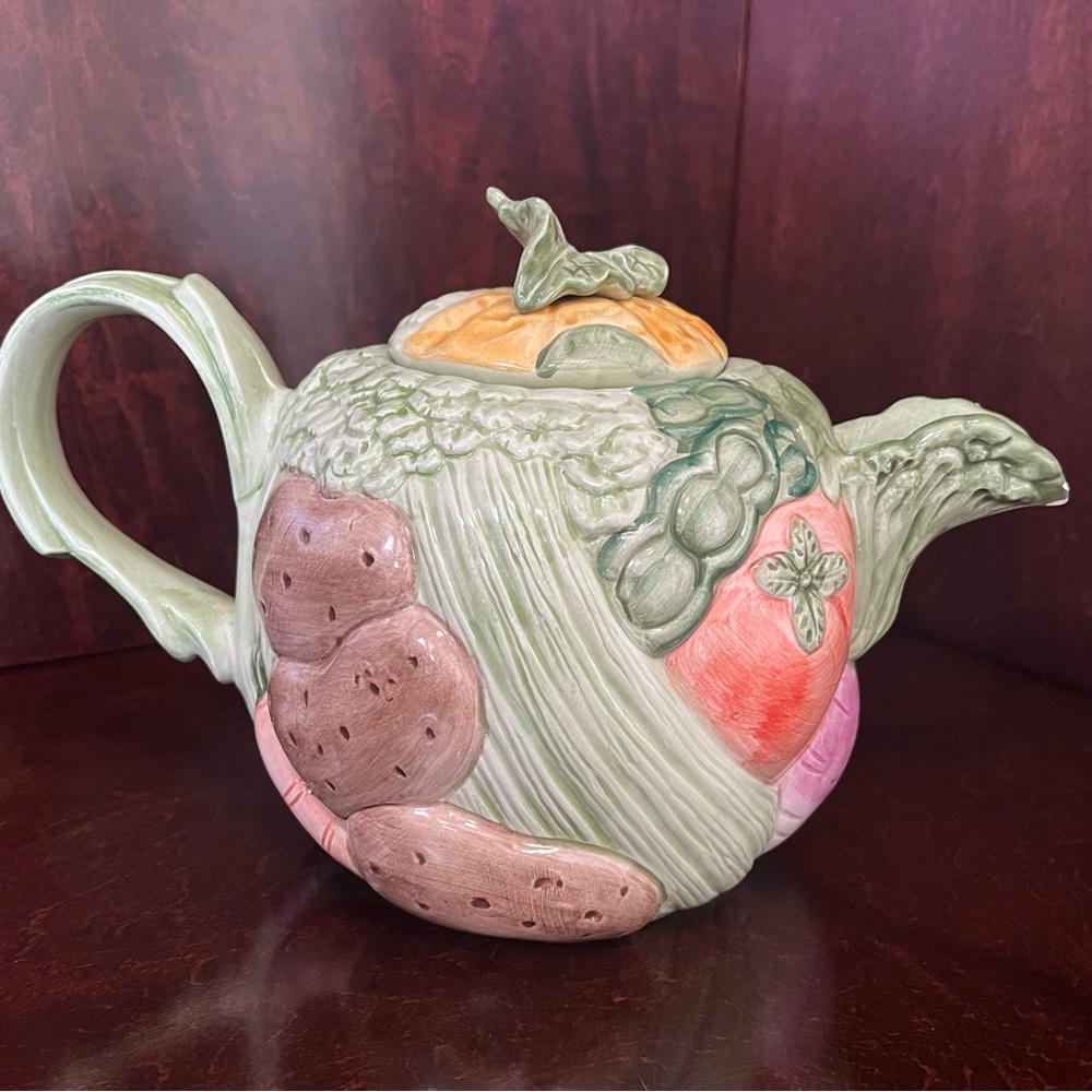 Fitz & Floyd Vegetable Garden Tea Pot